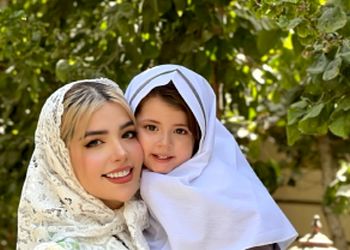 فیلم /  مهران مدیری دنبال این خانم بلاگر زیبا بود / سیما افضلی:در دوران نامزدی ام باردار شدم .../  پیشنهاد بازی مقابل مهران مدیری را رد کردم!