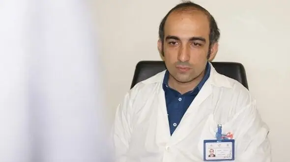 دکتر طبرسی : کمیته علمی مبارزه با کرونا یک ماه است تشکیل جلسه نداده / اراده ای برای تامین واکسن خارجی وجود ندارد