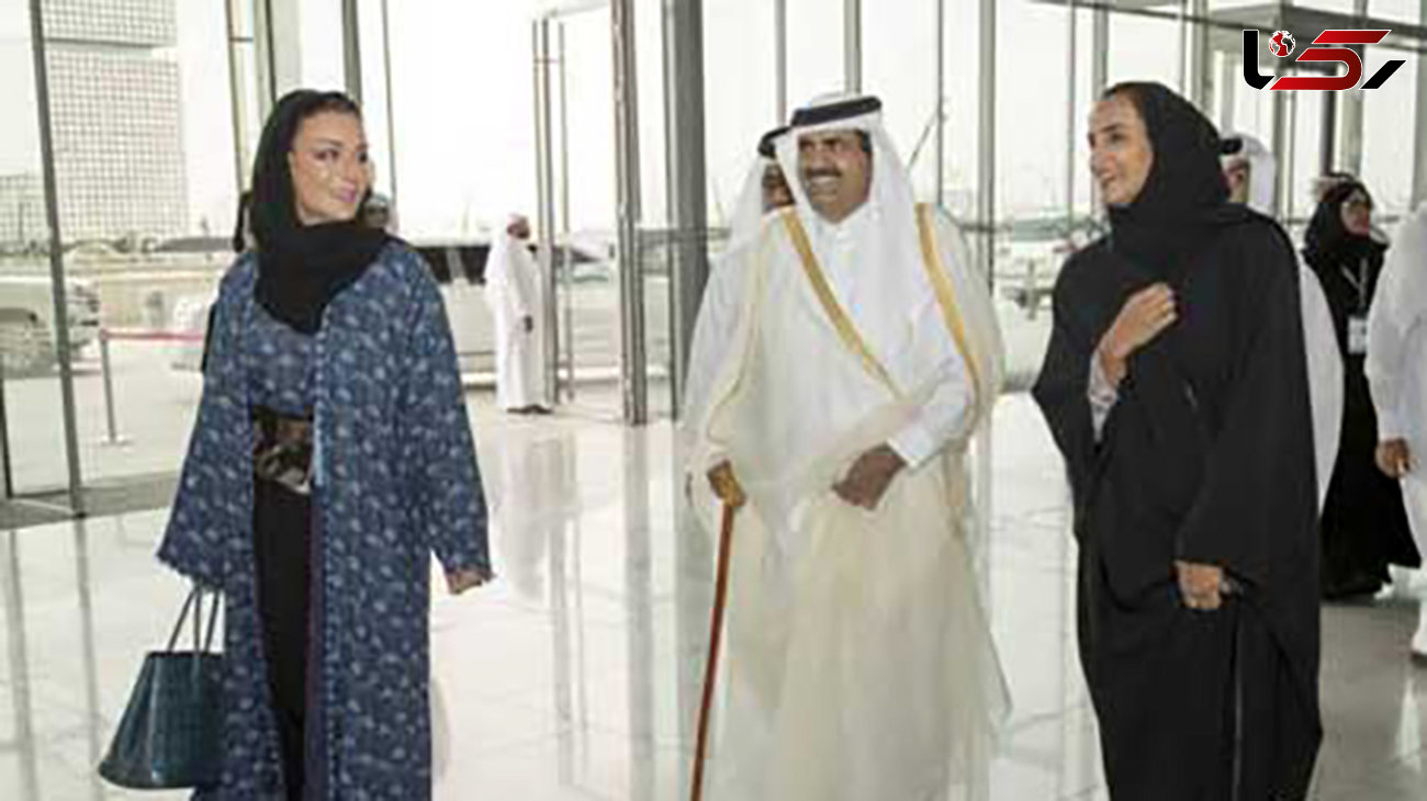 
امیر سابق قطر با همسرش آفتابی شد+عکس

