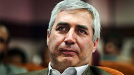 چهره غمزده ابراهیم حاتمی کیا، کارگردان سرشناس ایرانی در مراسم تشییع شهدای خدمت+عکس