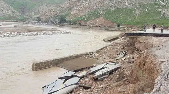  جاده ترانزیتی جنوب بر اثر سیل محو شد+ عکس