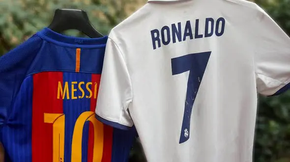 رونالدو و مسی به کمک 2 زن ایرانی آمدند! + عکس