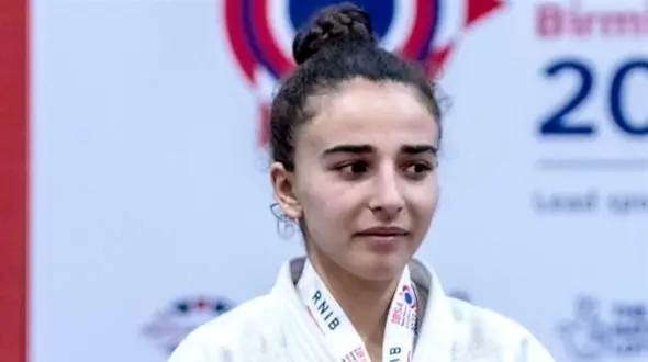 این ورزشکار پارالمپیک بینایی کامل داشت و محروم شد!