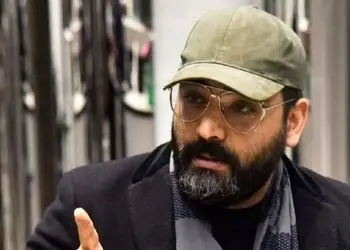 فیلم/ جنگ علنی احسان علیخانی با خانم بازیگر: شما کجای تلویزیون رقصیدی و خوندی که من ندیدم!؛ خیلی جلوی خودمو گرفتم