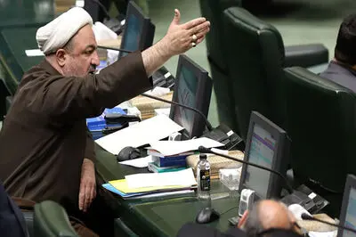 حمید رسایی: دبیر شورای عالی امنیت ملی در جایگاهی نیست که بتواند مجلس را تعطیل کند