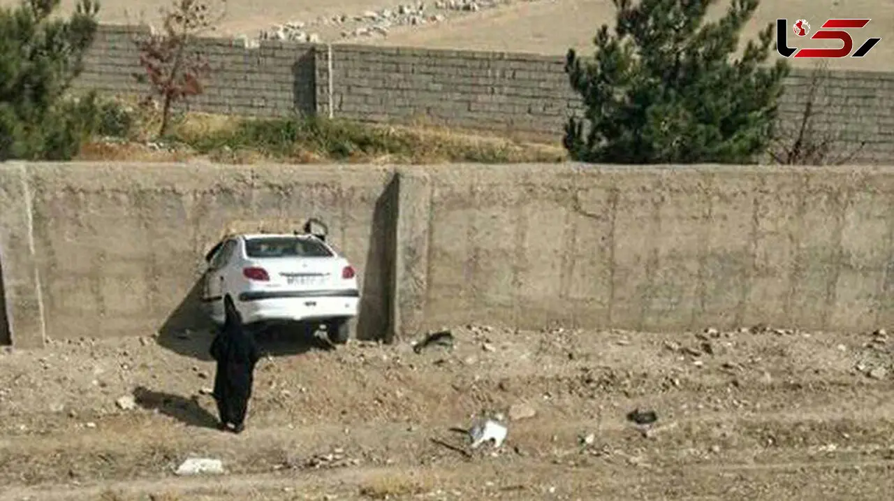عکسی عجیب از تصادف خودروی پژو 206 با دیوار توسط راننده خانم