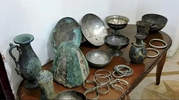 کشف گنج 2000 ساله از خودروی مردان مرموز / در همدان فاش شد