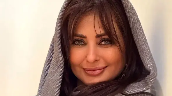 همدم جدید نفیسه روشن نه انسان است نه حیوان / استوری متفاوت نفیسه روشن