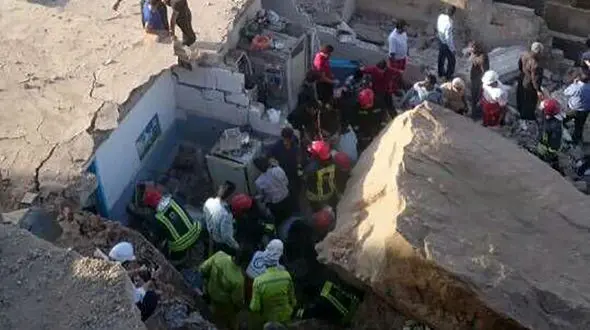 خطر در کمین شقایق ها و شادمهرهای دیگر منبع آب اهواز / کاش باران نبارد!