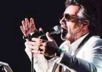 دانلود آهنگ معین / آواز رنج و غمو رها کن با صدای شنیدنی معین