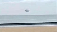 پرواز یک کشتی در آسمان دریا! + فیلم عجیب