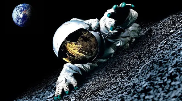 اگر انسان در فضا بمیرد چه اتفاقی برایش می افتد؟