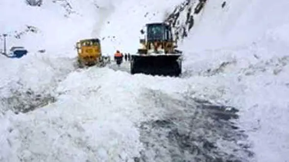 جاده کرج - چالوس مسدود شد