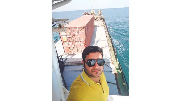 فداکارترین ناخدای ایرانی خلیج فارس + عکس و گفتگو
