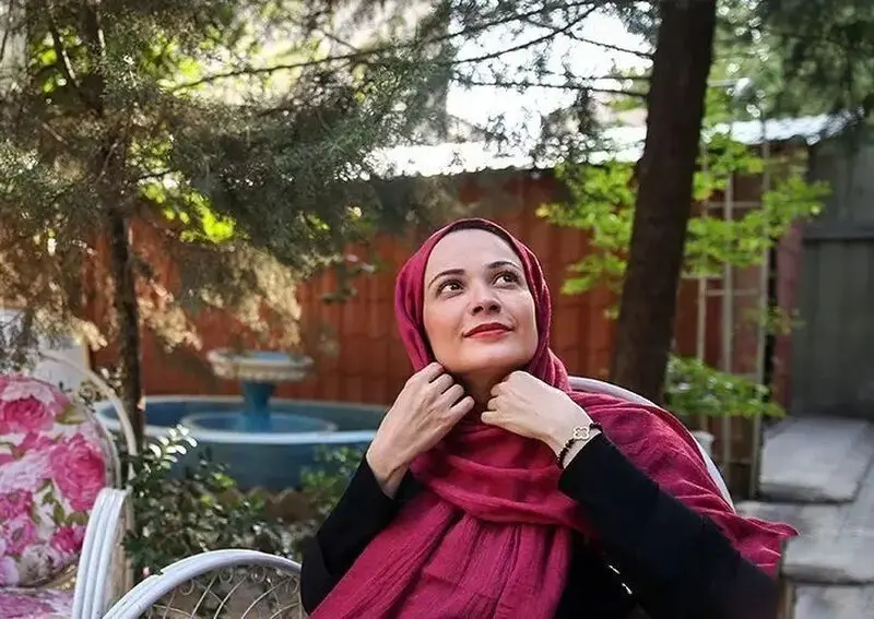نسرین نصرتی