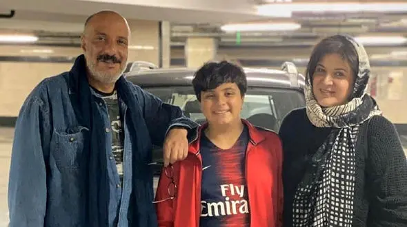 پوشش و اندام حیرت آور همای سریال پایتخت در ایتالیا ! / شوهر و پسرش هم جذاب پوشند !