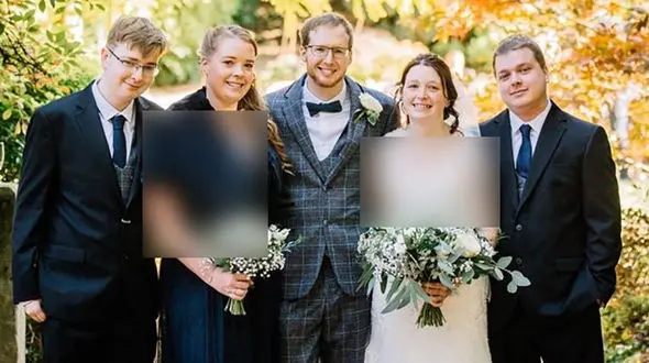 دختر جوان ساعاتی بعد مرگ مادرش مراسم عروسی‌اش را بر پا کرد+ تصاویر