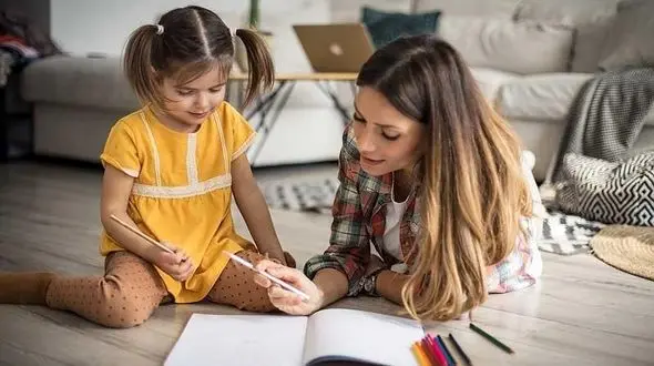 بهترین روش‌های آموزش زبان انگلیسی به کودکان 