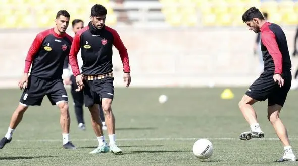 صادقی و دیاباته زیر نظر کادر پزشکی/ آخرین تمرین پرسپولیس قبل از بازی با سپاهان