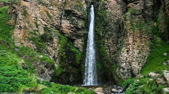 آبشار زیبا و چشمگیر کرکری مشگین شهر در اردبیل + فیلم