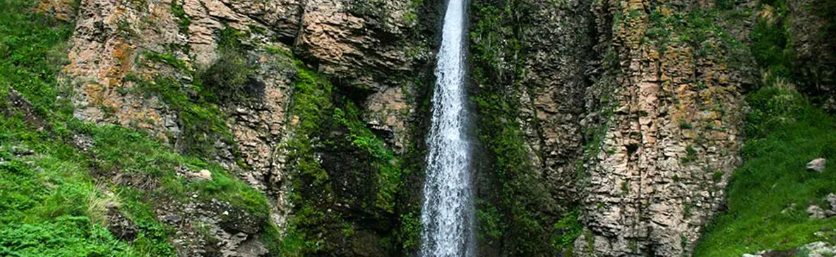 آبشار زیبا و چشمگیر کرکری مشگین شهر در اردبیل + فیلم