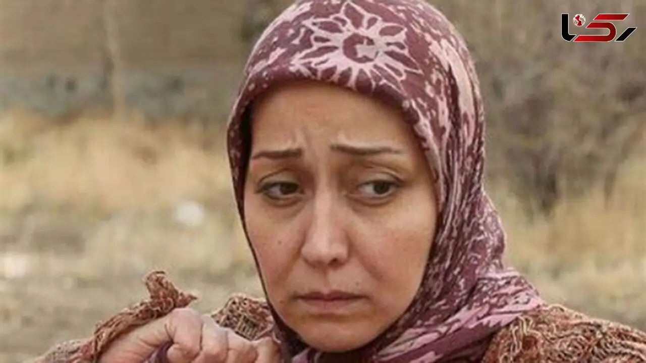 نگاهی به استایل مدرسه دختر خوانده آرزو افشار بازیگر سریال آوای باران با مانتو مقنعه و کوله پشتی+عکس