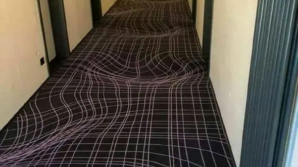 ماجرای این راهرو توهم زا چیست؟