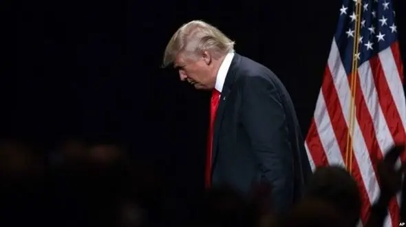 اولین عقب نشینی ترامپ 