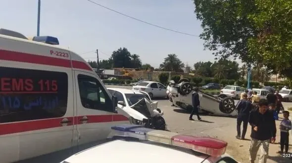 10 کشته و مصدوم در تصادفات روز جمعه اصفهان/ انتقال مصدومان به بیمارستان