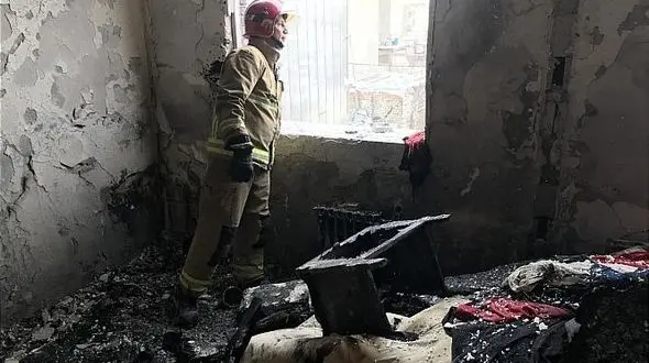 سوختن شدید 5 نفر در آتش سوزی منزل مسکونی در قم