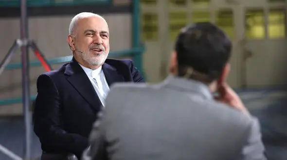 ماجرای ازدواج ظریف در اصفهان / کارگر‌های آمریکایی با چوب بیسبال می خواستند ظریف را بزنند!