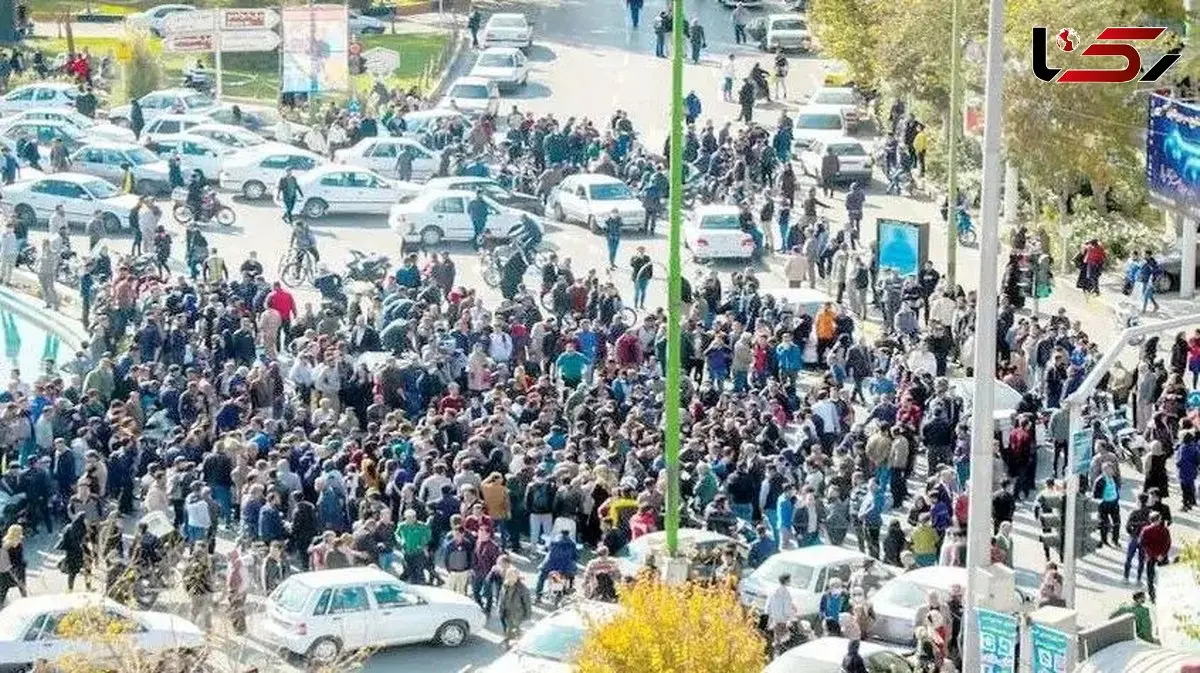 ماهیت اعتراضات ایران و تأثیر اشتباهات سیاسیون بر آن