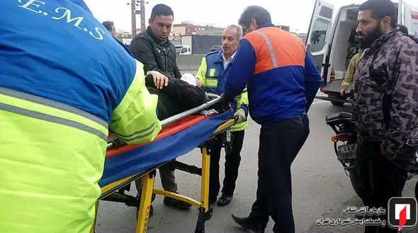 راننده زن در خیابان خاوران با پژو پارس چپ کرد +عکس