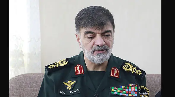 دیدار سردار رادان با 4 خانواده شهدای انتظامی در دفاع مقدس 12 روزه