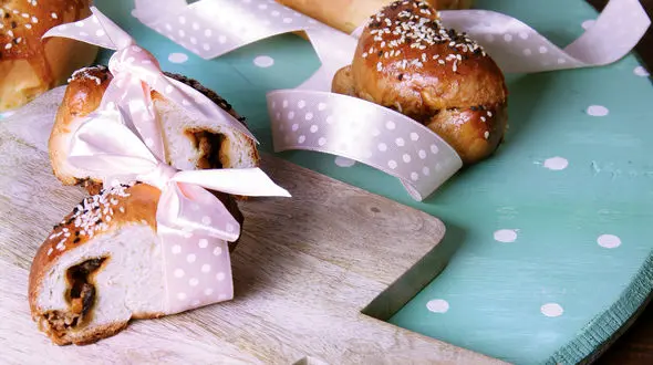 لقمه‌ های گوشت پنیری / عصرانه های دلچسب در قرنطینه خانگی