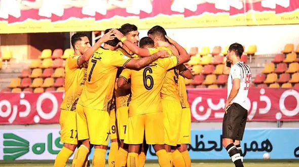 گل اول سپاهان به نساجی + فیلم