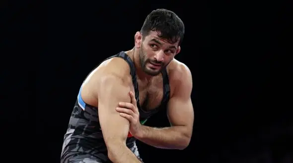 هدیه ویژه حسن یزدانی به مادرش+ عکس