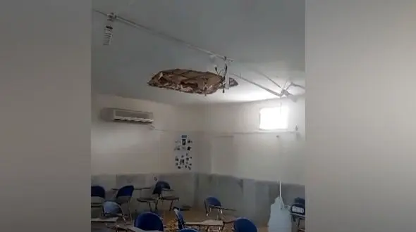 8 مدرسه در پی انفجار در بندر شهید رجایی بندرعباس آسیب دیدند / تصمیم‌گیری درباره بازگشایی مدارس برعهده ستاد بحران و استانداری است / امروز ایمنی مدارس بررسی می شود