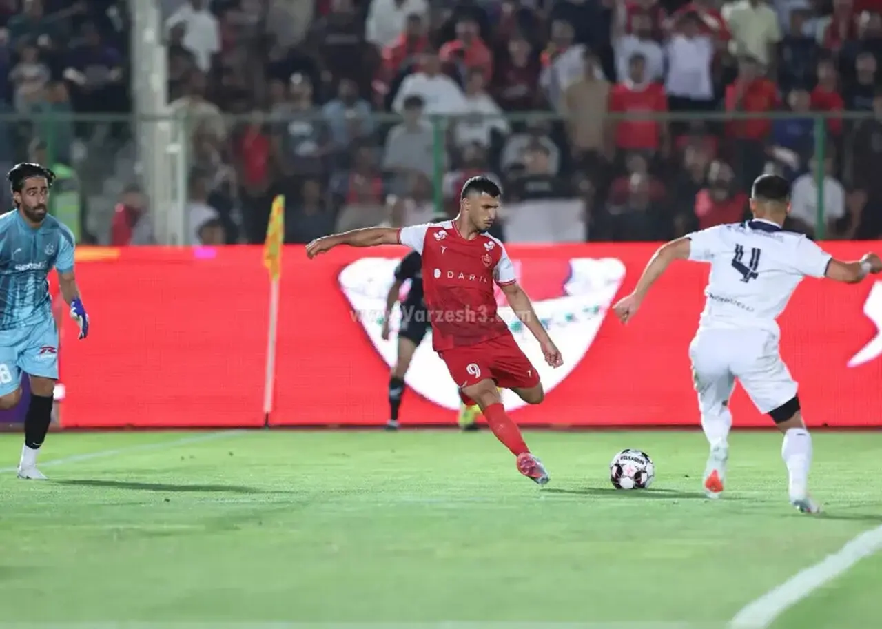 علی علیپور؛ دومین گلزن برتر تاریخ پرسپولیس!