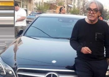 حمید لولایی خشایار مستوفی زیر آسمان شهر: به قیمت 40 میلیون شاسی بلند خریدم...ماشین BMW قسطی برادرم را دزدکی برمیداشتم و دور میزدم ماهی پانصد تومن قسطش بود! چقدر غریبه ایم با این قیمتا