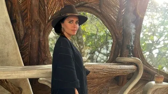 فیلم/ خنده های بی وقفه الناز شاکردوست در مکزیک/ عجب استایل خفنی/تا زمانیکه دندان دارید بخنـــــدید…