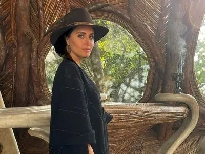 فیلم/ خنده های بی وقفه الناز شاکردوست در مکزیک/ عجب استایل خفنی/تا زمانیکه دندان دارید بخنـــــدید…