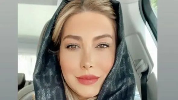 ژست استراحت خانم بازیگر در خانه لاکچری / این عکس فریبا نادری کولاک کرد!