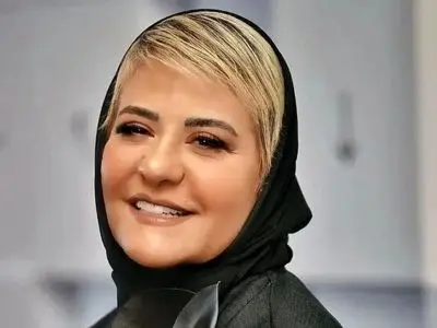 استایل جسورانه و میکاپ اروپایی رابعه اسکویی در آستانه 60 سالگی / خانم بازیگر در این سن و سال شکوفا شد! + همه استایل های شیک رابعه اسکویی بعد از لاغری