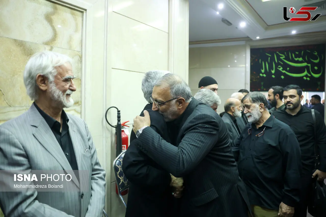 بوسه زاکانی بر شانه غلامعلی حدادعادل/ مهدی هاشمی و علی جنتی هم بودند