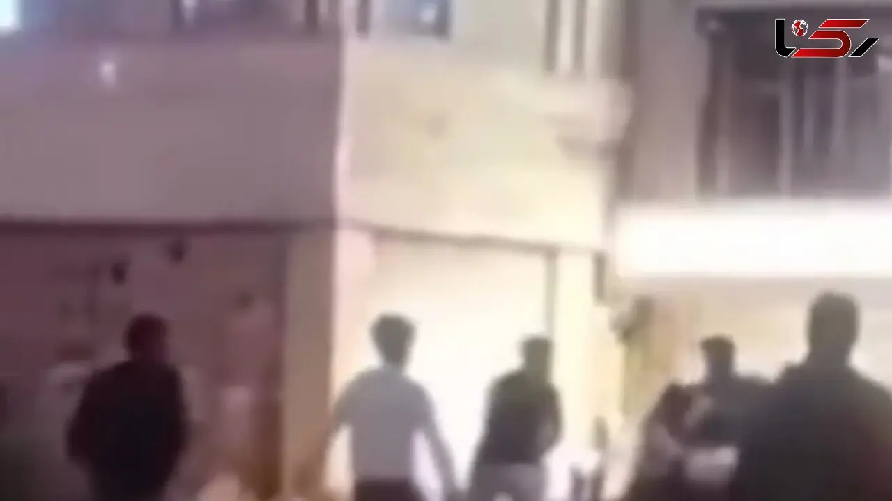 قتل جوان ایرانی از سوی ۵ مرد افغان / قاتلان بازداشت شدند + فیلم لحظه درگیری 