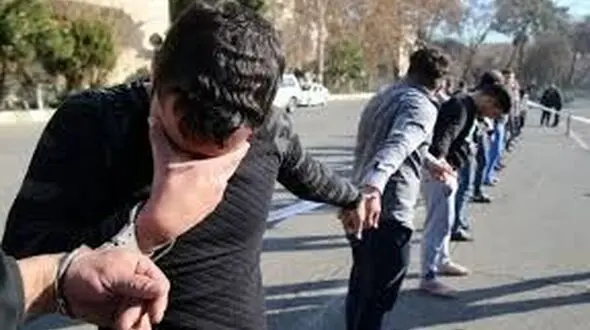 بازداشت سرکرده باند اراذل و اوباش در بروجرد