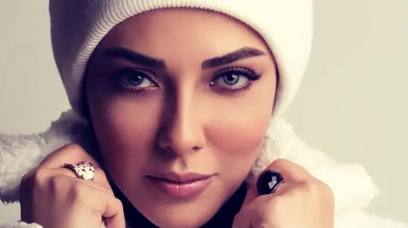 پالتو سفید لیلا اوتادی + عکس 