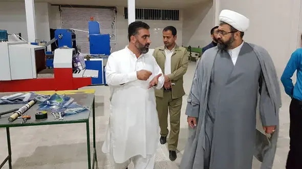 ورود مدعی العموم به کارخانه تولید قهوه و دستمال کاغذی در چابهار