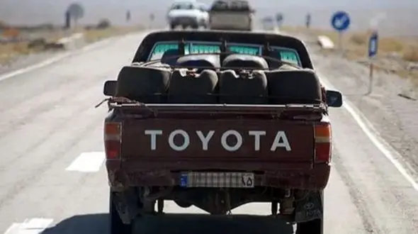 مرگ دلخراش دو کارگر سوخت‌بر بر اثر واژگونی خودرو